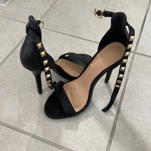 Black heels